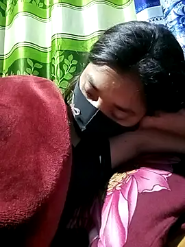 Snapshot of Aruyeshi- chatting on 8, 3, 2025 Aruyeshi- online show from 8, 3, 2025