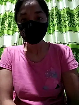 Snapshot of Aruyeshi- chatting on 10, 3, 2025 Aruyeshi- online show from 10, 3, 2025