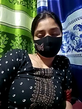 Snapshot of Aruyeshi- chatting on 15, 3, 2025 Aruyeshi- online show from 15, 3, 2025