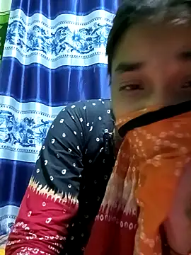 Snapshot of Aruyeshi- chatting on 18, 3, 2025 Aruyeshi- online show from 18, 3, 2025