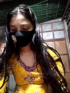 Snapshot of Aruyeshi- chatting on 10, 9, 2025 Aruyeshi- online show from 10, 9, 2025