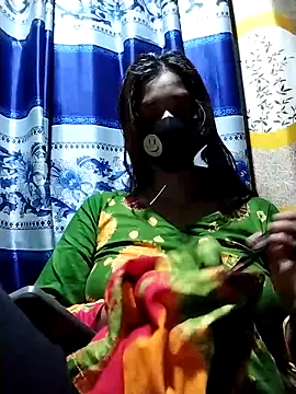 Snapshot of Aruyeshi- chatting on 14, 9, 2025 Aruyeshi- online show from 14, 9, 2025