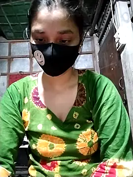 Snapshot of Aruyeshi- chatting on 24, 9, 2025 Aruyeshi- online show from 24, 9, 2025