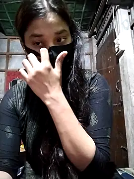 Snapshot of Aruyeshi- chatting on 25, 9, 2025 Aruyeshi- online show from 25, 9, 2025