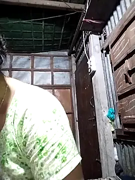 Snapshot of Aruyeshi- chatting on 6, 10, 2025 Aruyeshi- online show from 6, 10, 2025