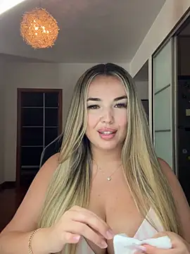 Snapshot of EvaSunderland chatting on 12, 1, 2026 EvaSunderland online show from 12, 1, 2026