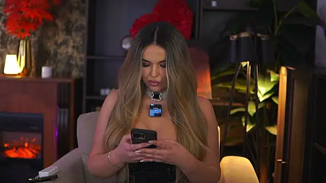 Snapshot of EvaSunderland chatting on 11, 4, 2026 EvaSunderland online show from 11, 4, 2026