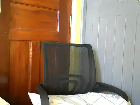 Sexy burberry online show from 22, 12, 2024