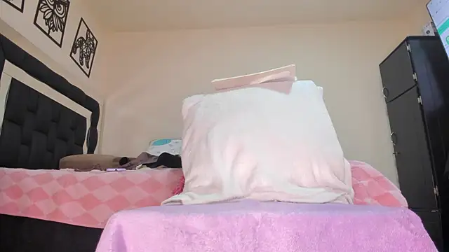 Rachel-milfy- online show from 12, 6, 2026