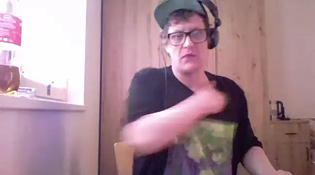 Bigthroaterboy online show from 31, 1, 2025