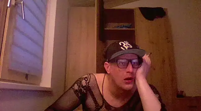 Bigthroaterboy online show from 9, 2, 2025