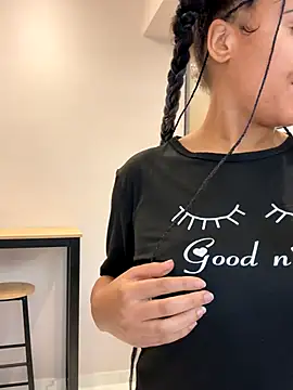 HaileyDiana online show from 22, 11, 2025