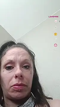 Snapshot of vvictoria_xxx chatting on 2, 2, 2025 vvictoria xxx online show from 2, 2, 2025