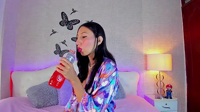 Snapshot of LyaEvanss chatting on 9, 3, 2025 LyaEvanss online show from 9, 3, 2025