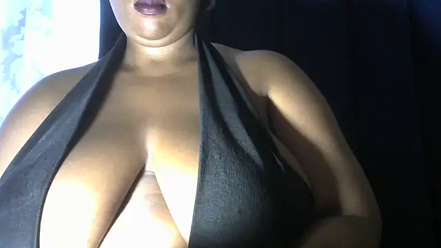 NippleMilkXx online show from 25, 3, 2026