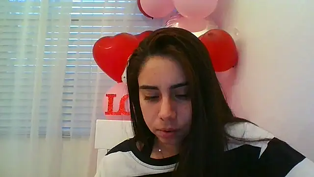 Snapshot of catrinasexy19 chatting on 23, 2, 2025 catrinasexy19 online show from 23, 2, 2025