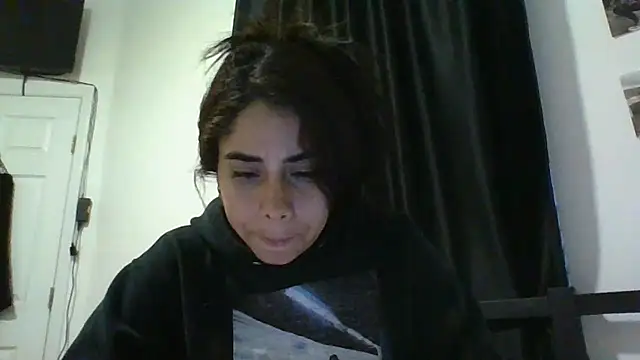 Snapshot of catrinasexy19 chatting on 21, 3, 2025 catrinasexy19 online show from 21, 3, 2025