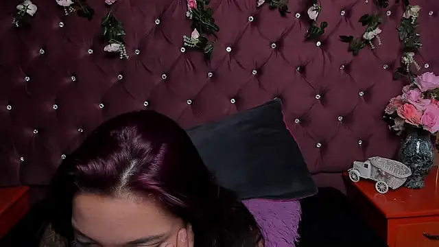 Snapshot of MaddyHudson chatting on 11, 1, 2025 MaddyHudson online show from 11, 1, 2025