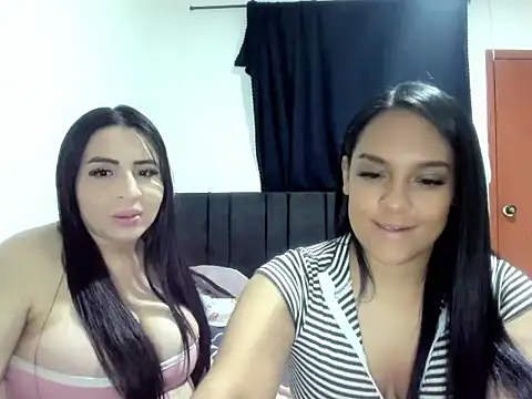 EmmaHole  online show from 23, 4, 2026