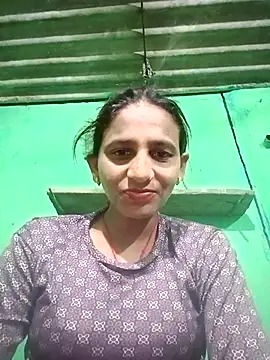 Snapshot of Baby__Shreya chatting on 21, 11, 2025 Baby Shreya online show from 21, 11, 2025