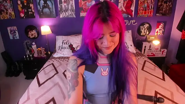 anne cross online show from 25, 11, 2025