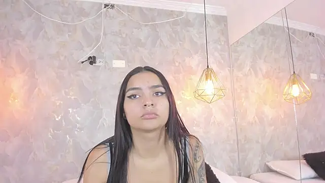 Snapshot of leigh-angels chatting on 26, 7, 2026 leigh-angels online show from 26, 7, 2026