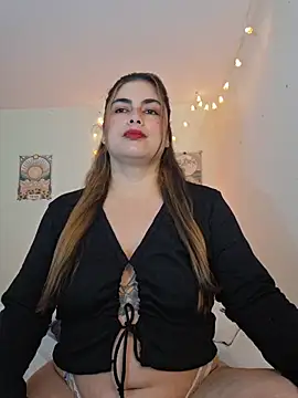 Juliietha servas online show from 25, 10, 2025