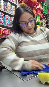 Snapshot of Sol_biglips chatting on 25, 11, 2025 Sol biglips online show from 25, 11, 2025