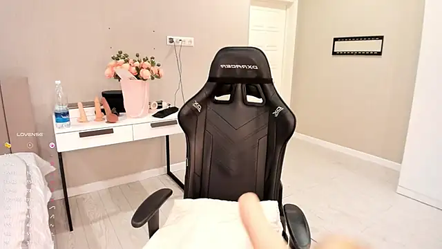 Snapshot of aya_shy chatting on 25, 2, 2025 aya shy online show from 25, 2, 2025