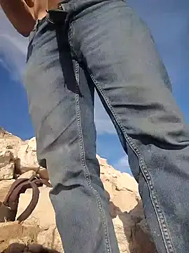 FloppyPickle4u online show from 8, 2, 2025