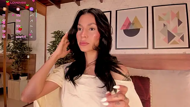 Snapshot of LunaRuso chatting on 18, 3, 2026 LunaRuso online show from 18, 3, 2026