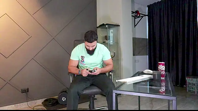 Snapshot of mattmasterss chatting on 16, 1, 2025 mattmasterss online show from 16, 1, 2025