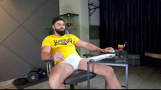 Snapshot of mattmasterss chatting on 20, 1, 2025 mattmasterss online show from 20, 1, 2025