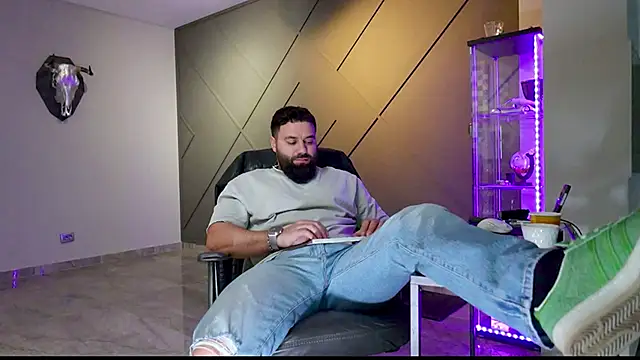 Snapshot of mattmasterss chatting on 11, 3, 2025 mattmasterss online show from 11, 3, 2025