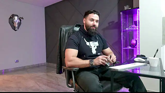 Snapshot of mattmasterss chatting on 13, 3, 2025 mattmasterss online show from 13, 3, 2025