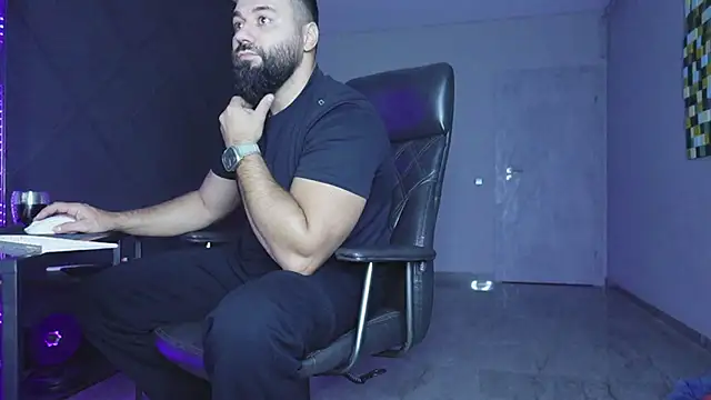 Snapshot of mattmasterss chatting on 27, 11, 2025 mattmasterss online show from 27, 11, 2025