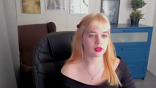 AlicePopsy online show from 28, 2, 2025