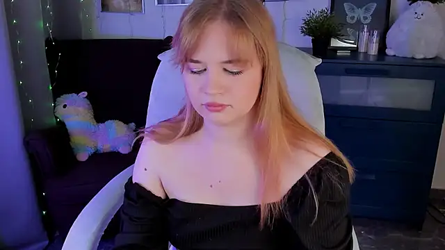 AlicePopsy online show from 5, 12, 2025