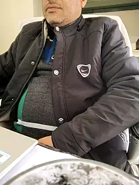 Snapshot of Hot-man39 chatting on 31, 12, 2024 Hot-man39 online show from 31, 12, 2024