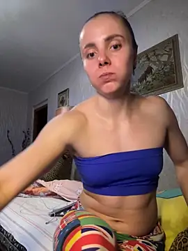 AlisaKissss online show from 28, 10, 2025