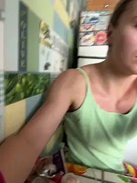 Snapshot of AlisaKissss chatting on 4, 7, 2026 AlisaKissss online show from 4, 7, 2026
