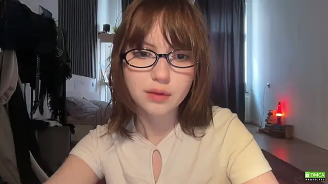 Snapshot of electric_babe chatting on 4, 7, 2026 electric babe online show from 4, 7, 2026