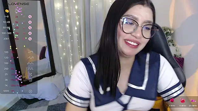 Snapshot of mily_thomson_b_ chatting on 8, 3, 2026 mily thomson b online show from 8, 3, 2026