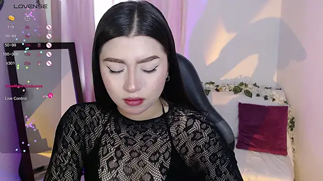 Snapshot of mily_thomson_b_ chatting on 12, 4, 2026 mily thomson b online show from 12, 4, 2026