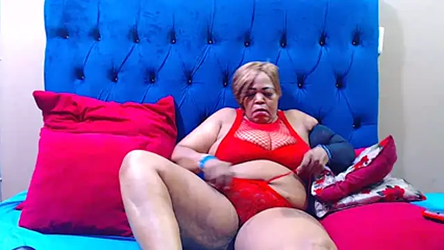 Snapshot of ebonycandy10 chatting on 20, 4, 2026 ebonycandy10 online show from 20, 4, 2026