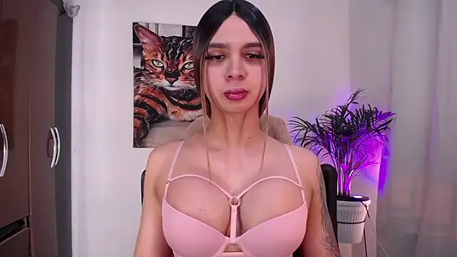 Snapshot of Exotic__XXX chatting on 5, 10, 2025 Exotic XXX online show from 5, 10, 2025