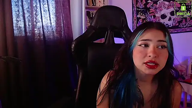 sweetcoralinee online show from 18, 10, 2025