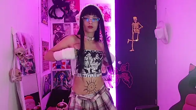 Snapshot of Kind_Scarlett chatting on 15, 11, 2025 Kind Scarlett online show from 15, 11, 2025