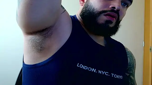 Snapshot of alexandergranda71 chatting on 10, 10, 2025 alexandergranda71 online show from 10, 10, 2025