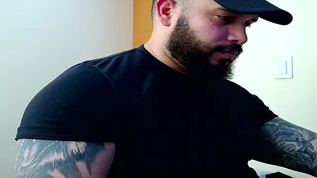 Snapshot of alexandergranda71 chatting on 18, 10, 2025 alexandergranda71 online show from 18, 10, 2025